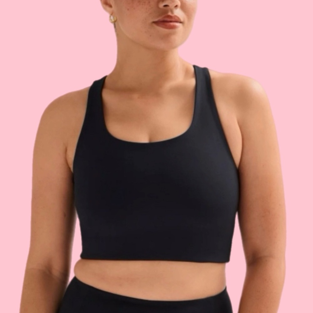 ✨girlfriend collective paloma racerback bra - black✨